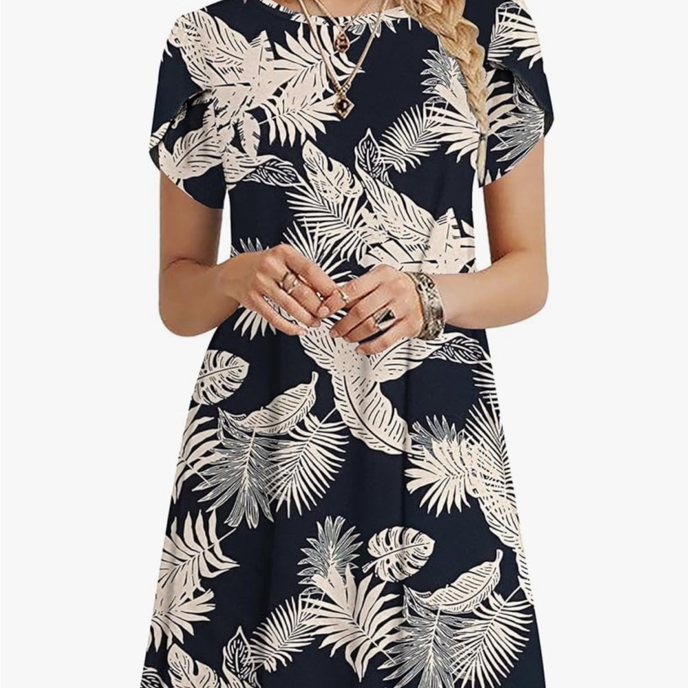 Amazon Black Leaf T-Shirt Dress
